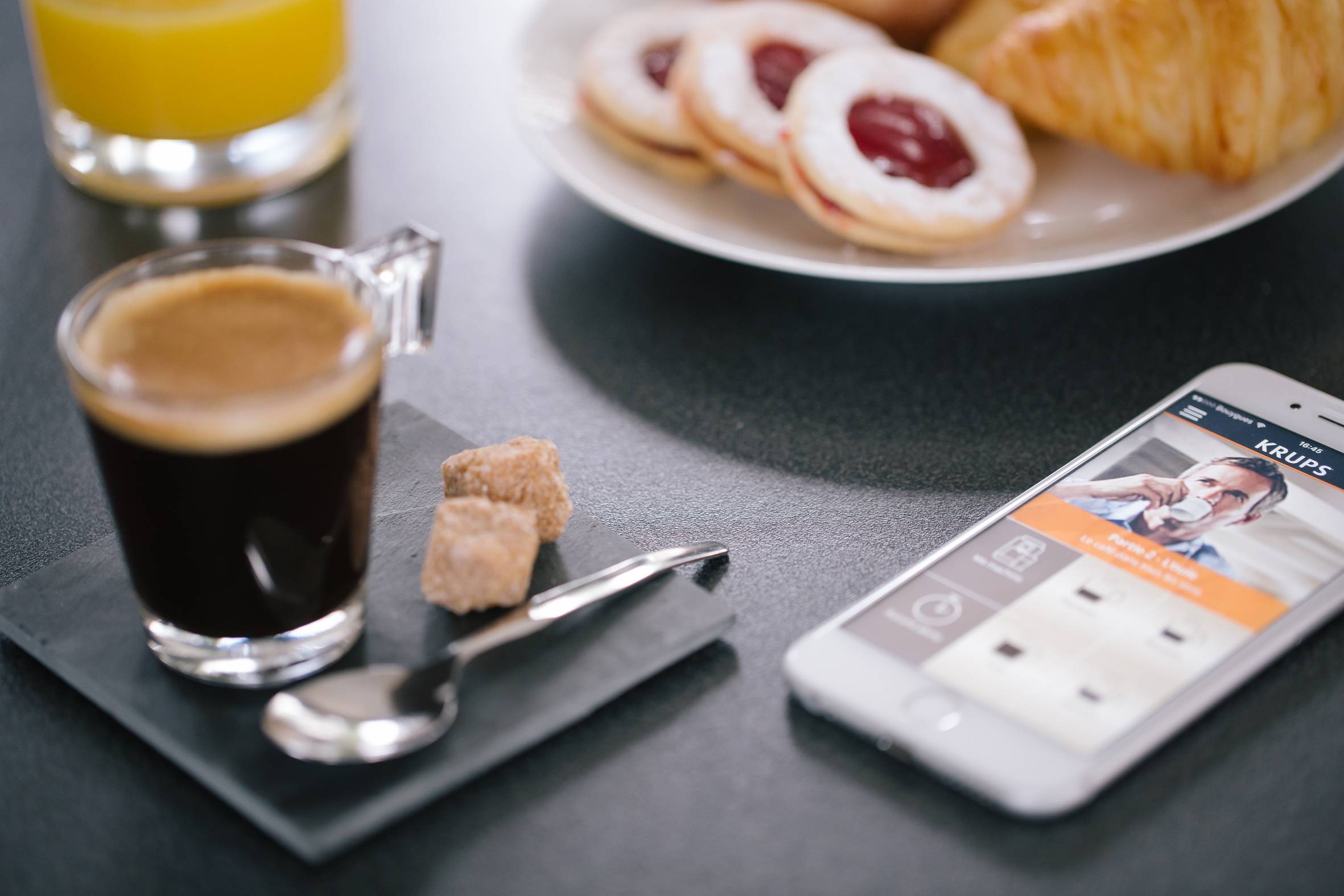 One-Touch-Cappuccino-System Latte Smart Silver