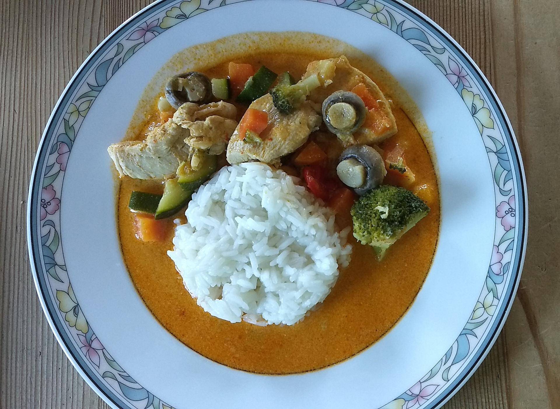 Rotes Thai-Curry mit Hähnchen - Rezepte Cookeo | Krups