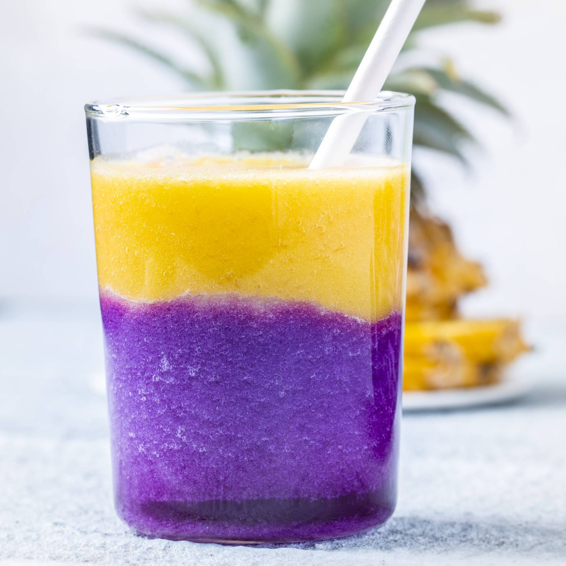 Zweifarbiger Smoothie mit Rotkohl und Mango - Rezepte undefined | Krups