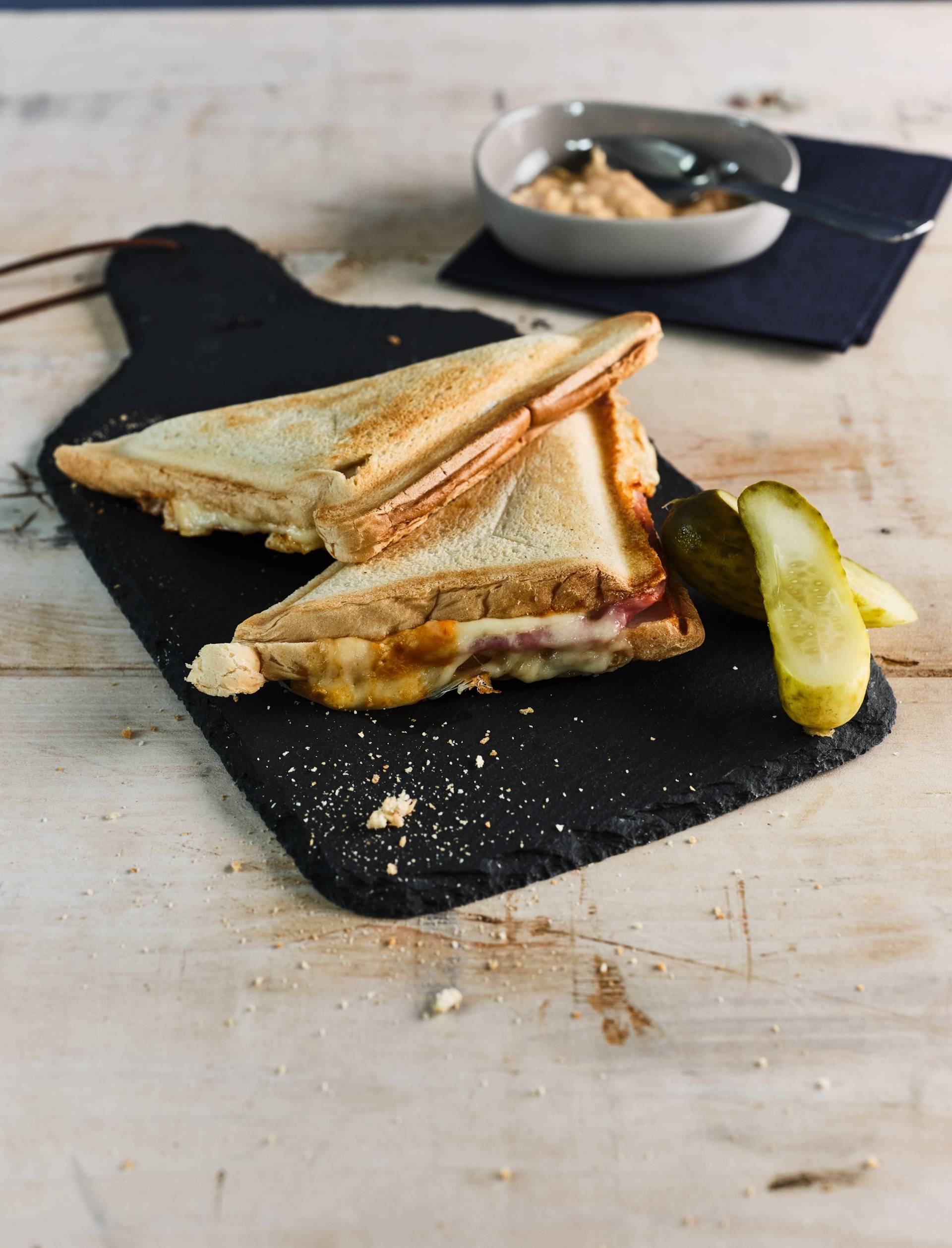 Schinken-Käse Sandwich - Rezepte undefined | Krups