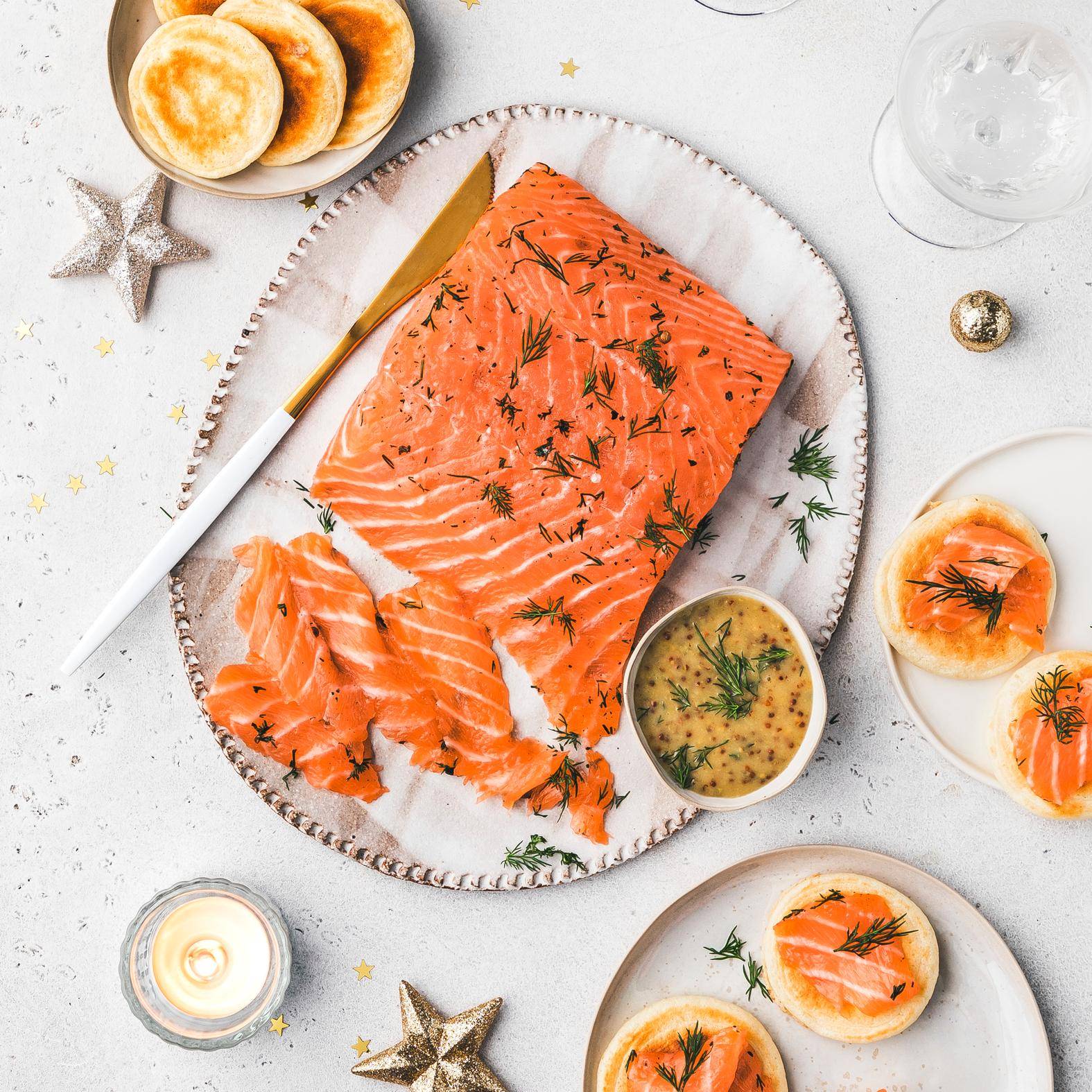 Blinis, Lachs-Gravlax und Senfsoße - Rezepte Prep & Cook | Krups