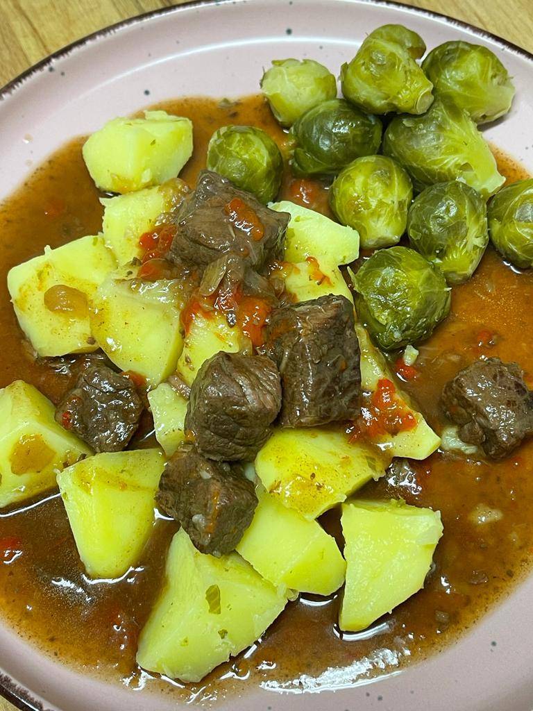 Omilie‘s Rotwein-Paprika Rindergulasch - Rezepte Cookeo V3 | Krups