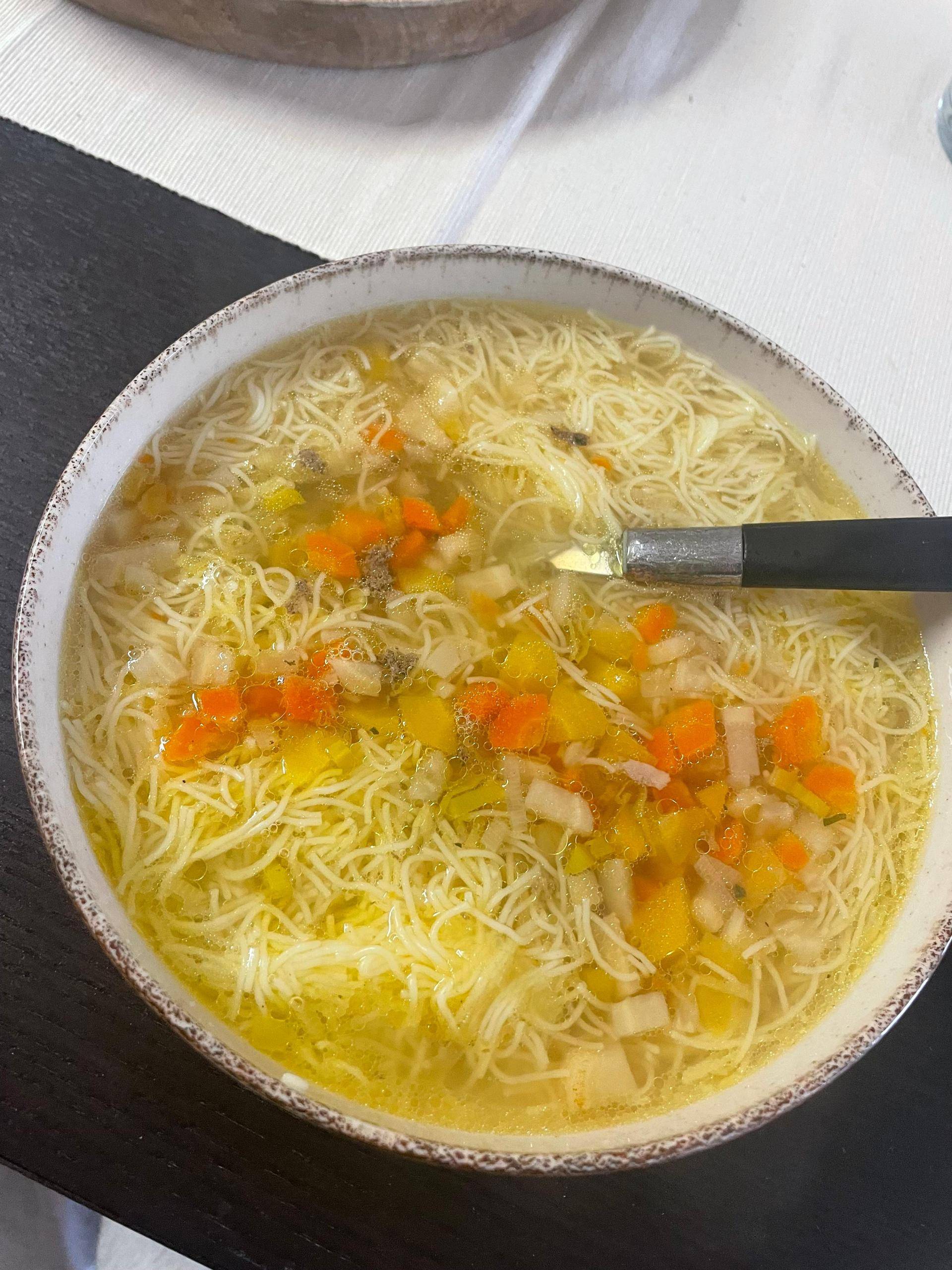 Michi's Hendlsuppe - Rezepte Cookeo | Krups