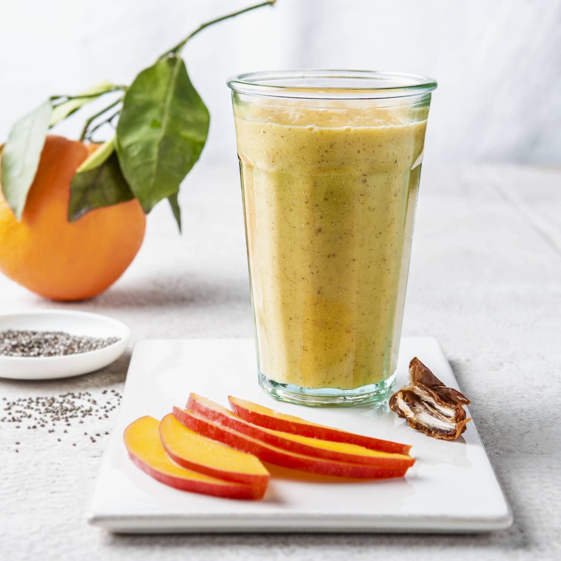 Mango-Kokoswasser-Milchshake mit Passionsfrucht - Rezepte undefined | Krups