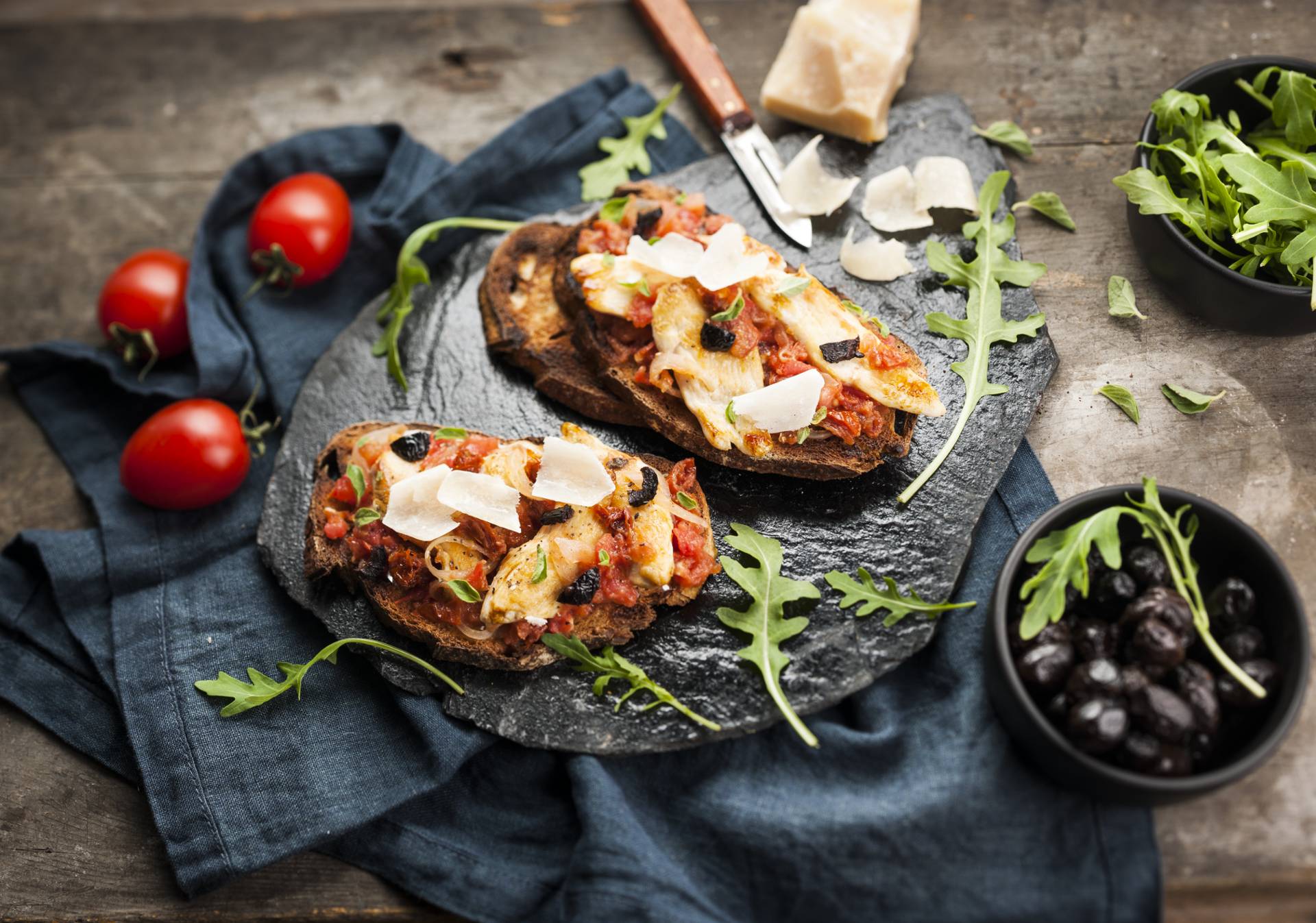 Hühnchen-Tomaten-Bruschetta - Rezepte undefined | Krups