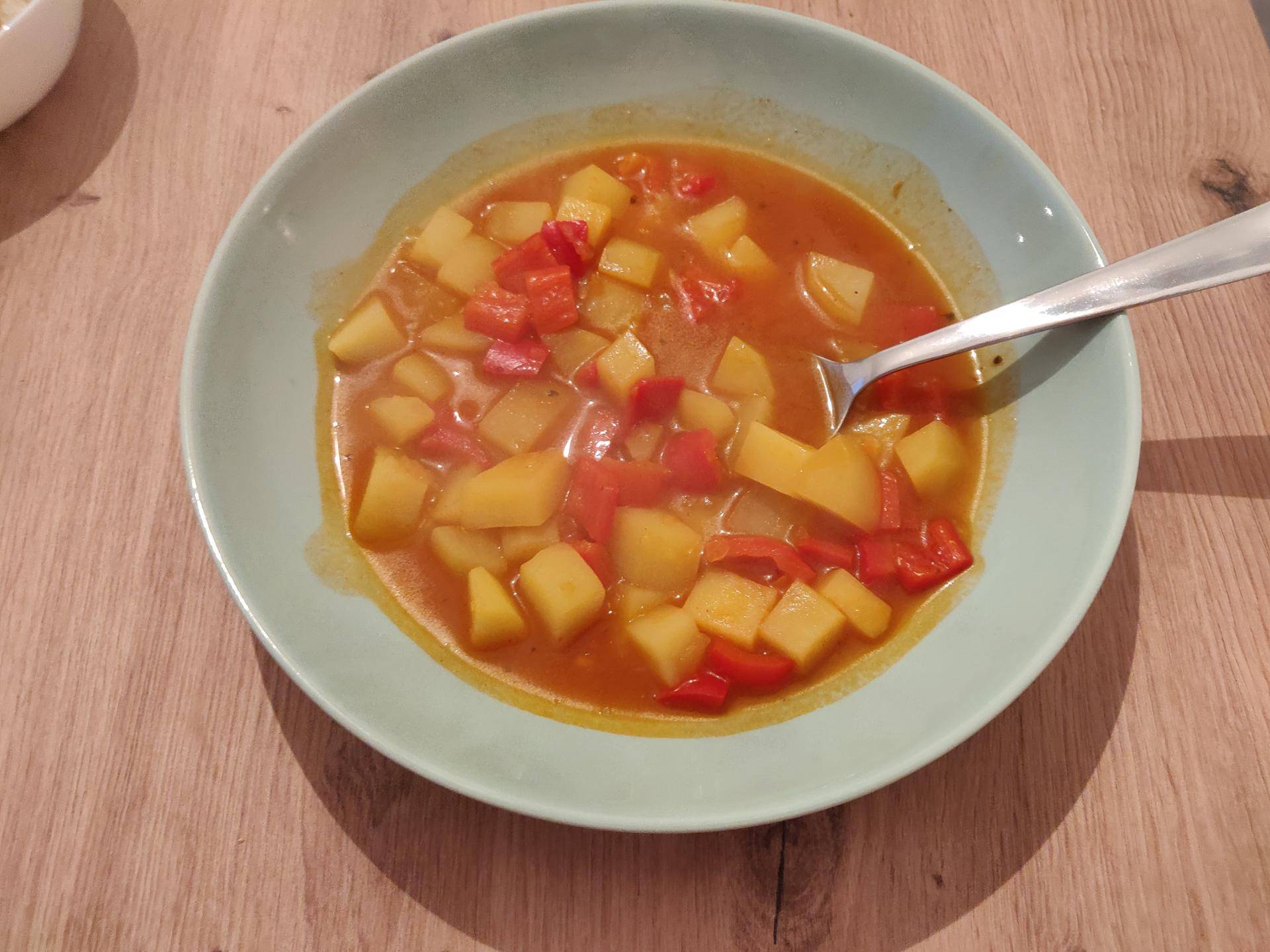 Kartoffelgulasch (vegan) - Rezepte Prep & Cook | Krups