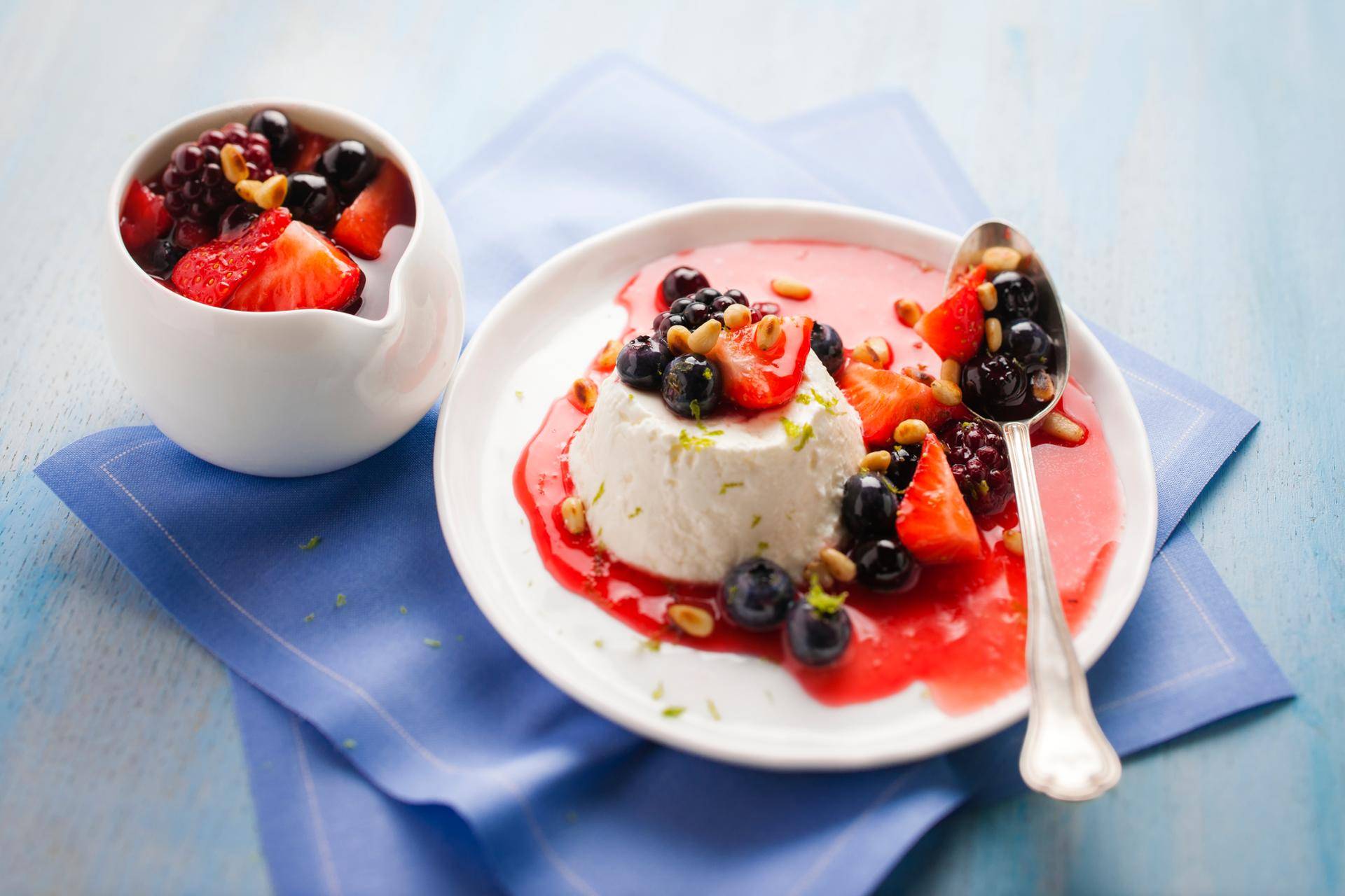 Hüttenkäse mit roten Beeren - Rezepte Cookeo | Krups