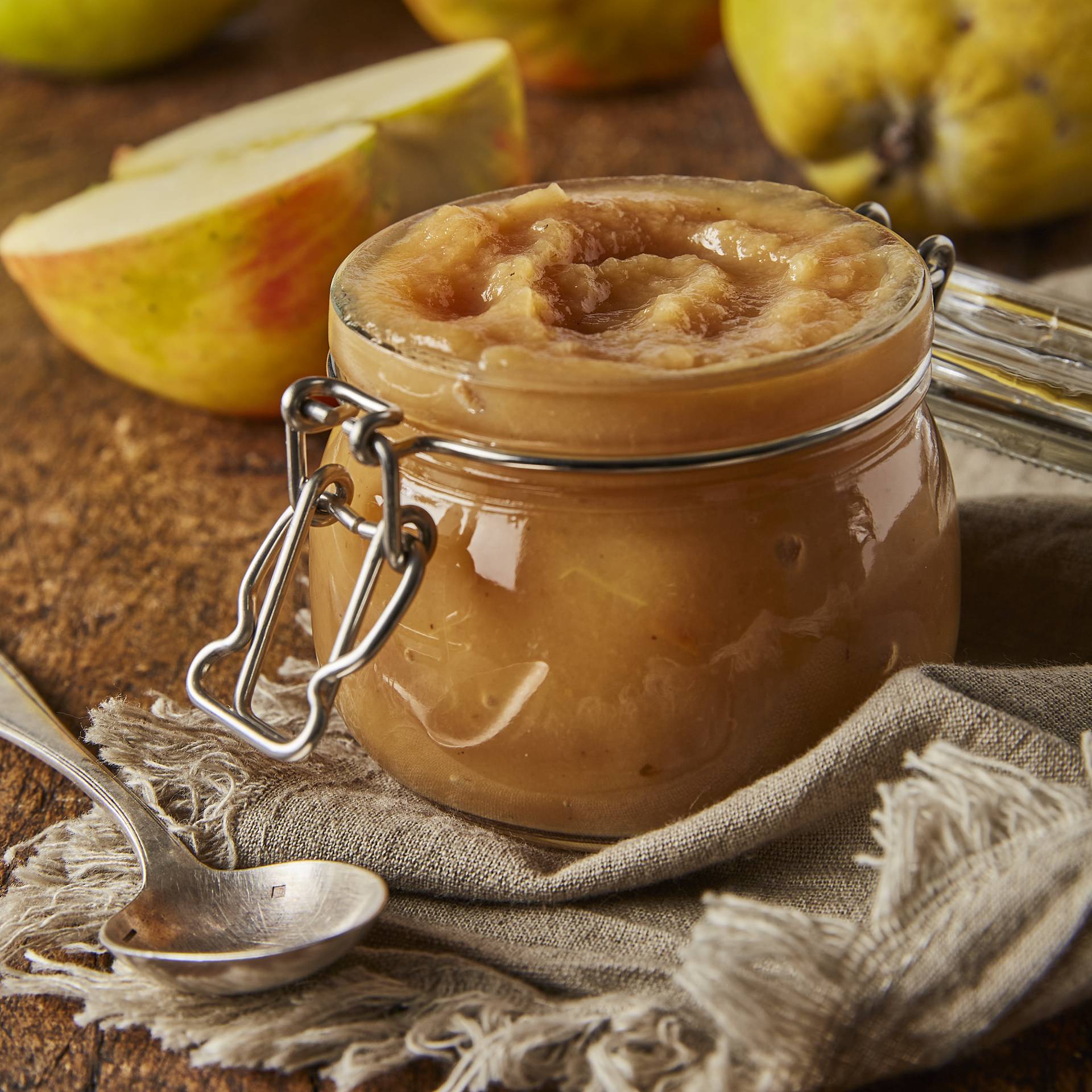 Apfel-Quitten-Kompott mit Orangenblüten - Rezepte undefined | Krups