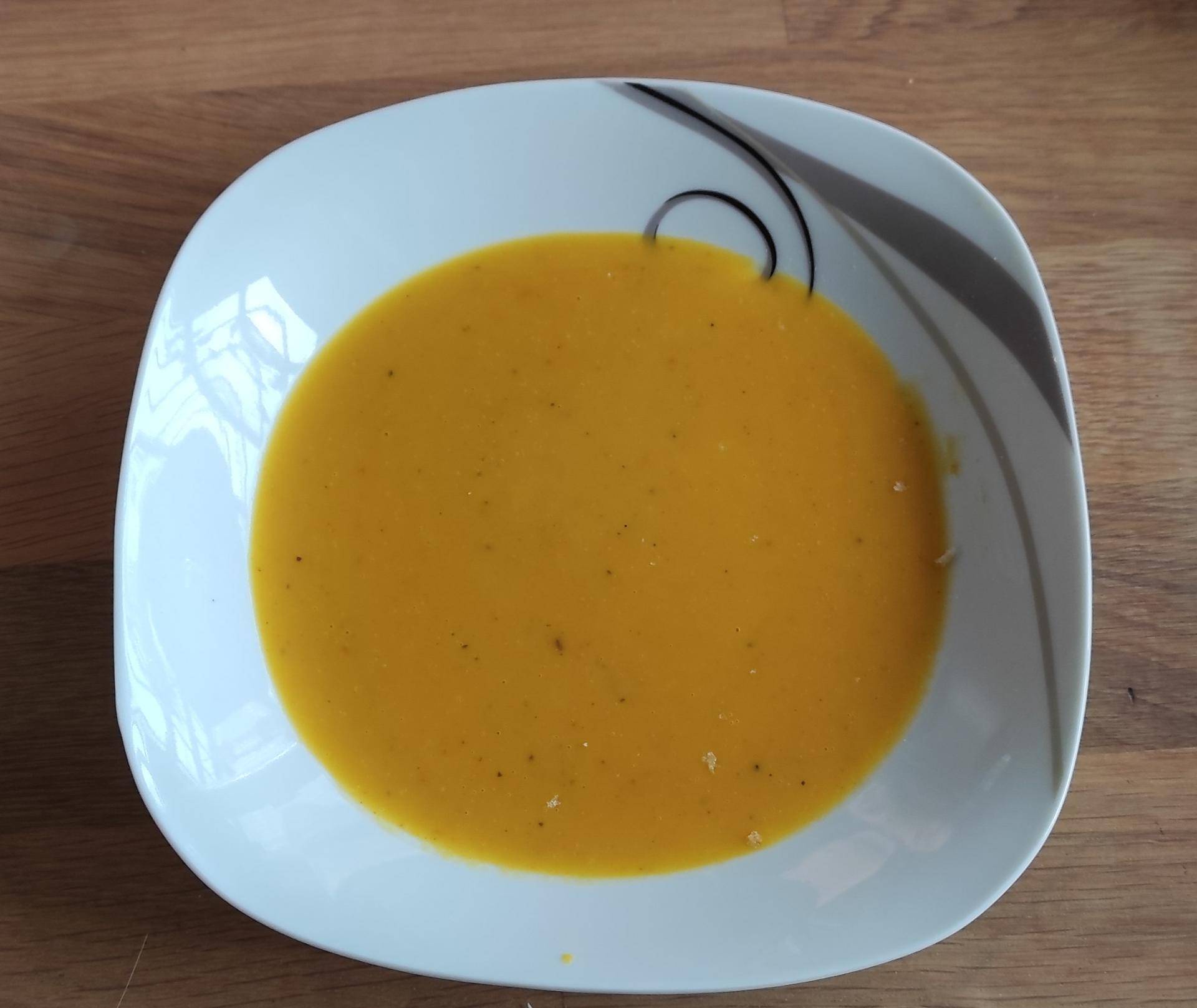 Kürbissuppe mit Kartoffeln, Karotten und Kokosmilch - Rezepte Cookeo | Krups
