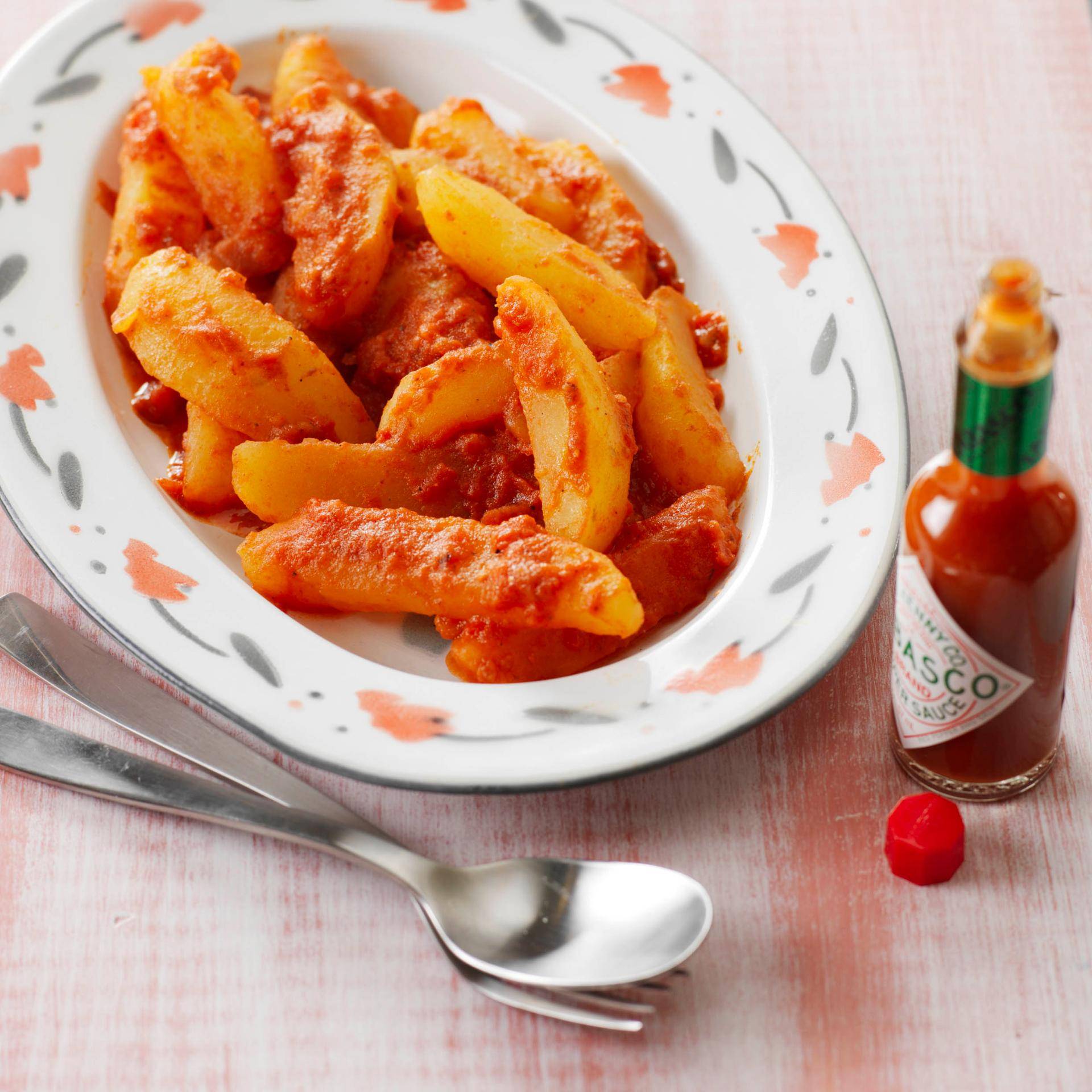 Patatas bravas - würzige Kartoffelstücke - Rezepte Prep & Cook | Krups