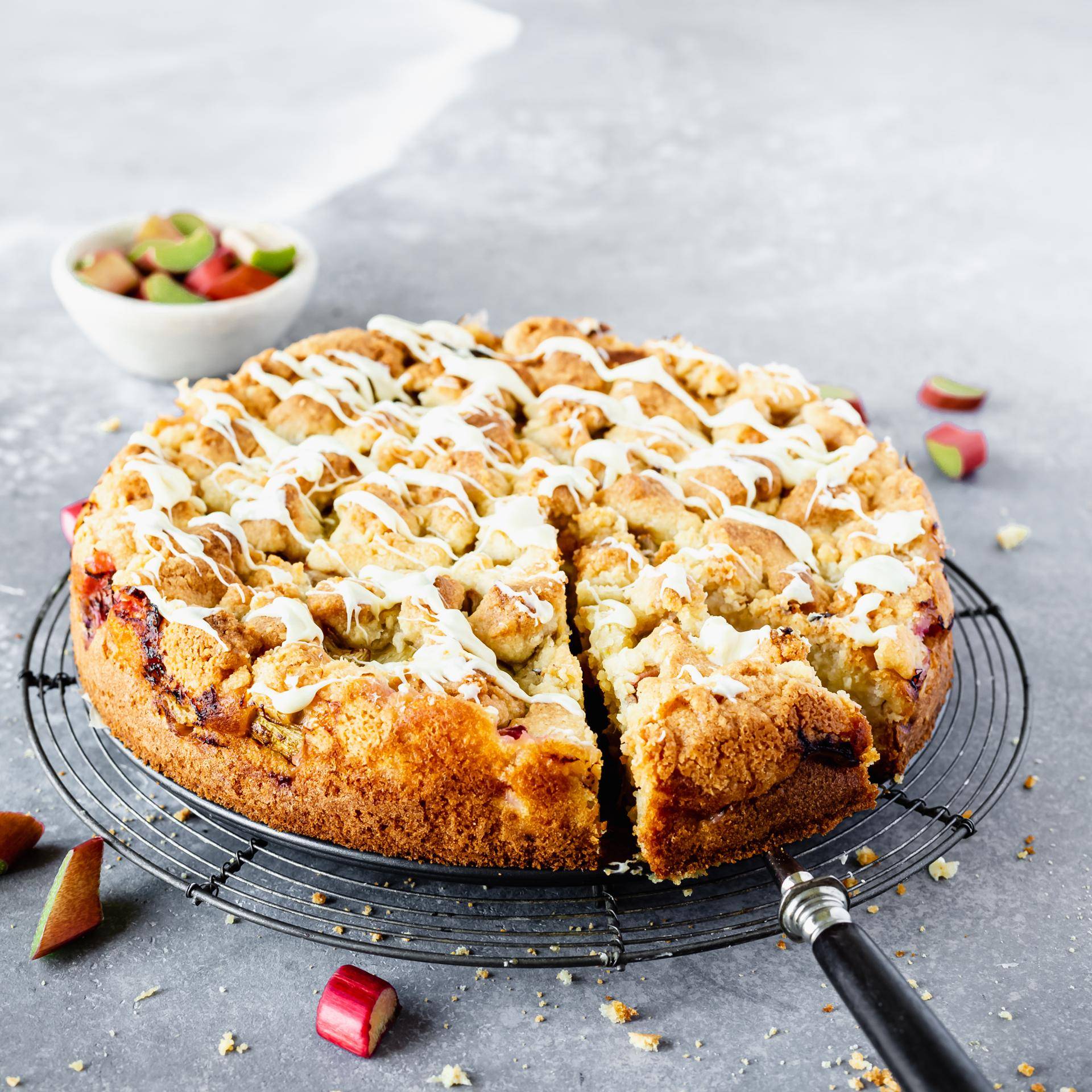 Rhabarberkuchen mit Streusel - Rezepte Prep & Cook | Krups