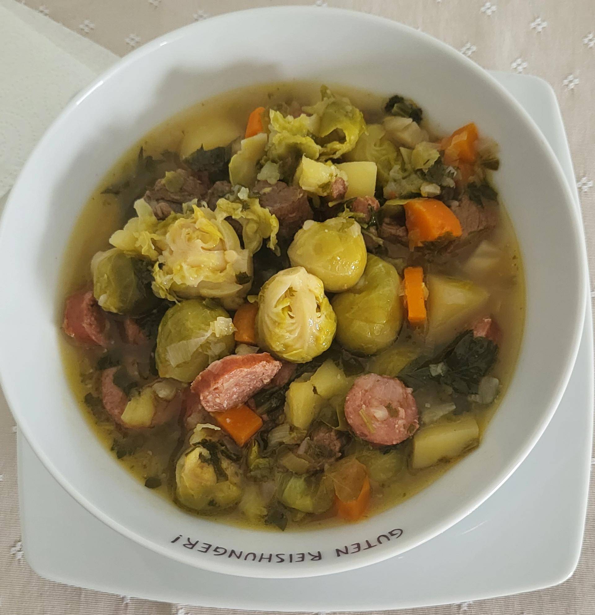 Rosenkohl Eintopf mit Rindfleisch und Mettenden - Rezepte Cookeo V3 | Krups