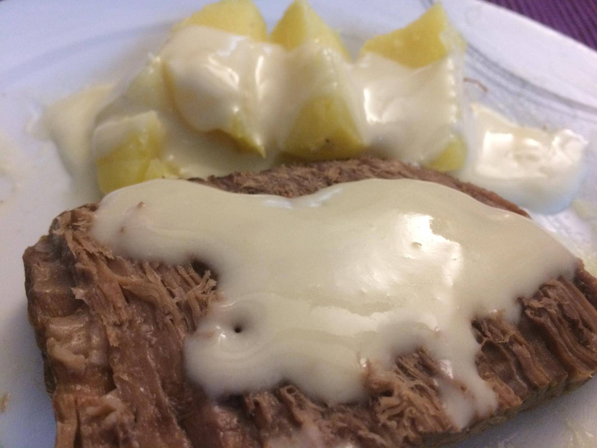 Tafelspitz mit Meerrettichsauce und Pellkartoffeln - Rezepte Cookeo | Krups
