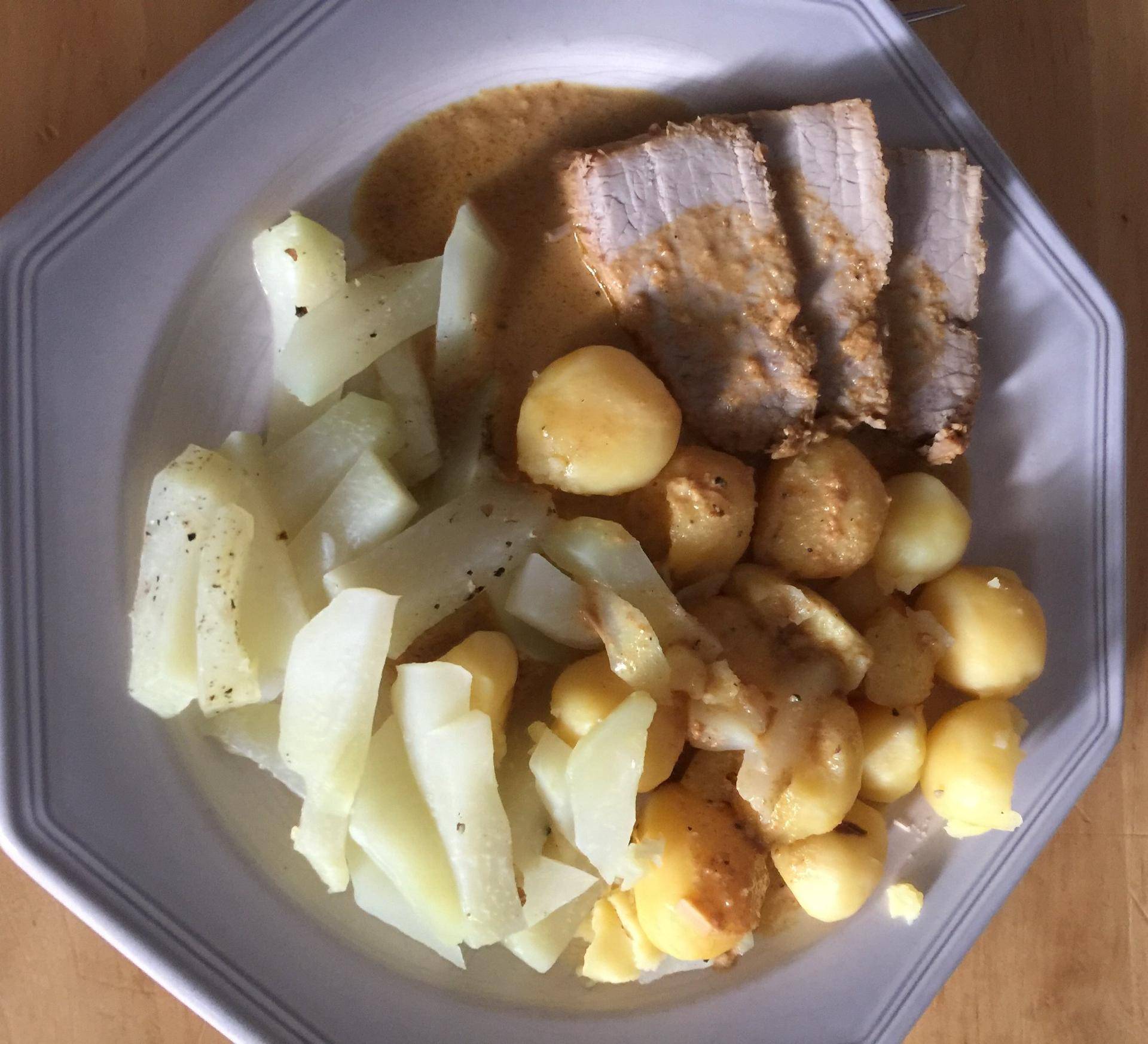 Tafelspitz vom Kalb mit Senf-Honig-Sahne Soße Kohlrabi und Kartoffeln - Rezepte Cookeo | Krups