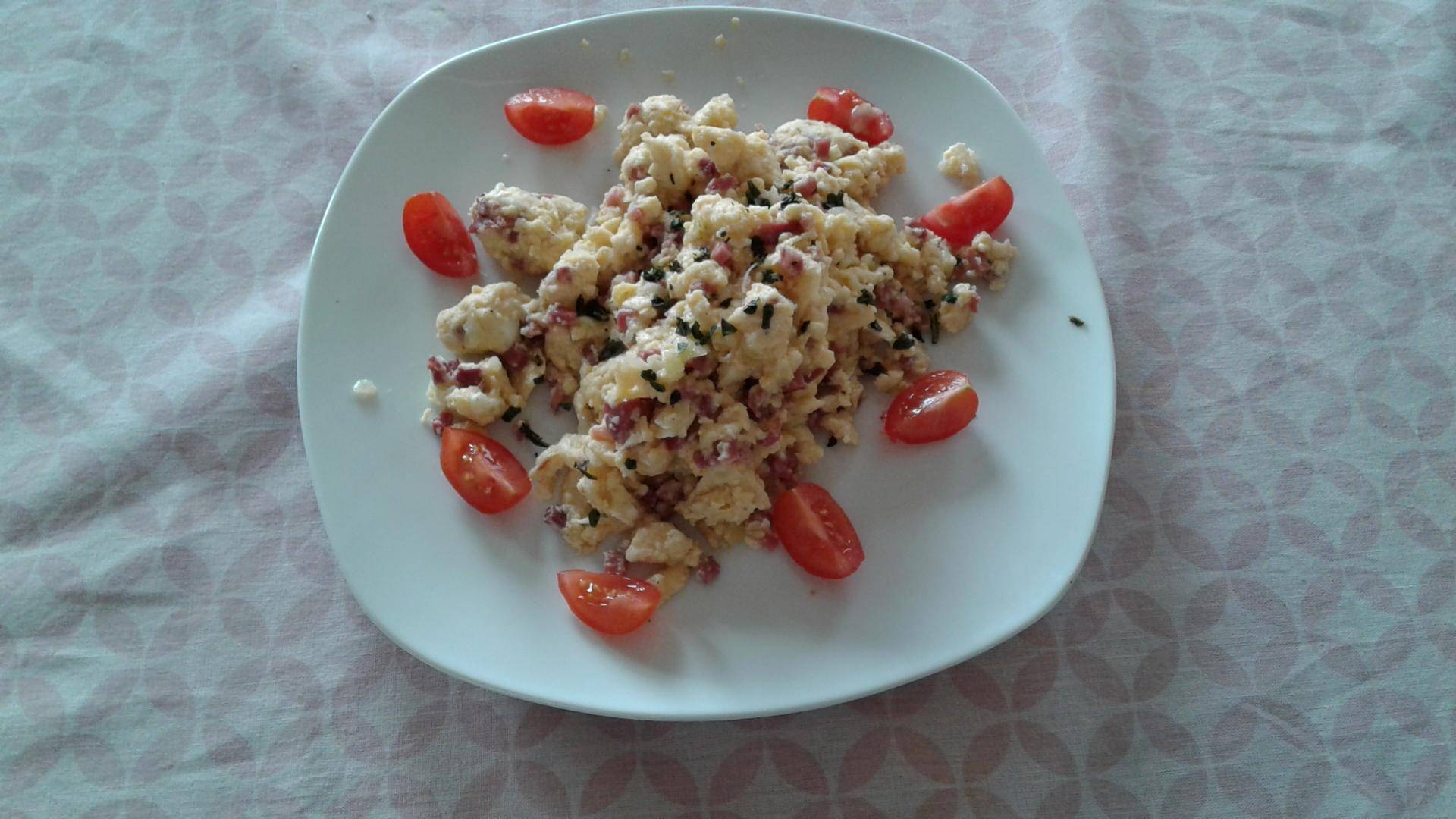 Rührei mit Schinkenwürfeln und Zwiebel - Rezepte Prep & Cook Connect | Krups