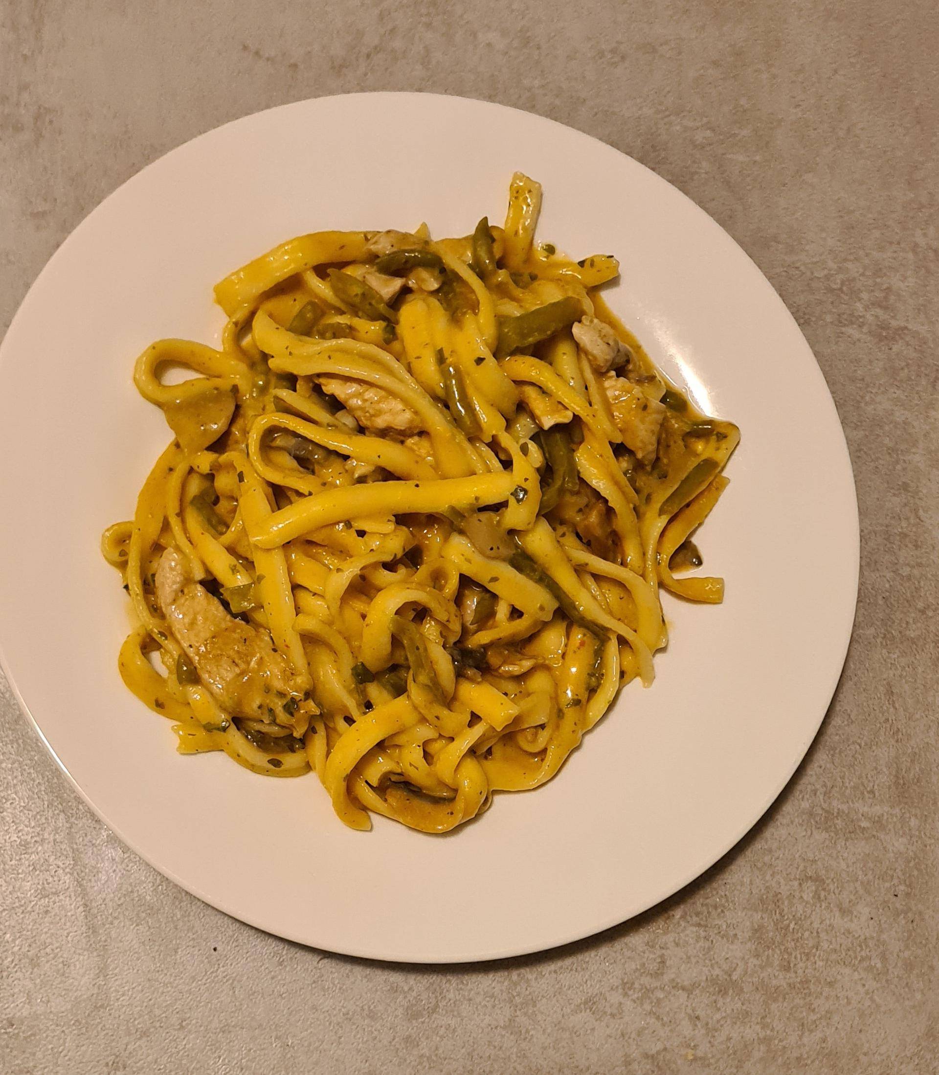 One Pot Geschnetzeltes mit Spätzle - Rezepte Cookeo | Krups