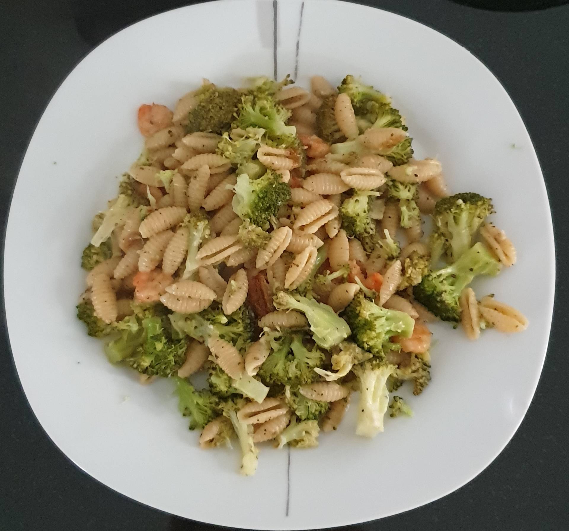 Nudeln mit Garnelen und Brokkoli - Rezepte Cookeo | Krups