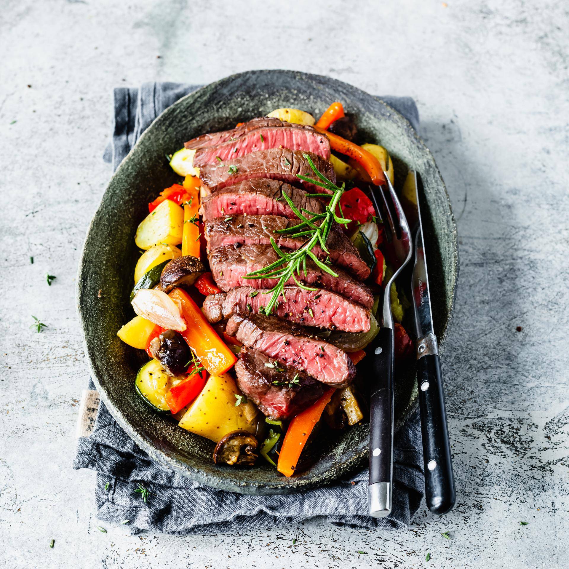 Sous Vide Hüftsteak mit Ofengemüse - Rezepte Prep & Cook | Krups