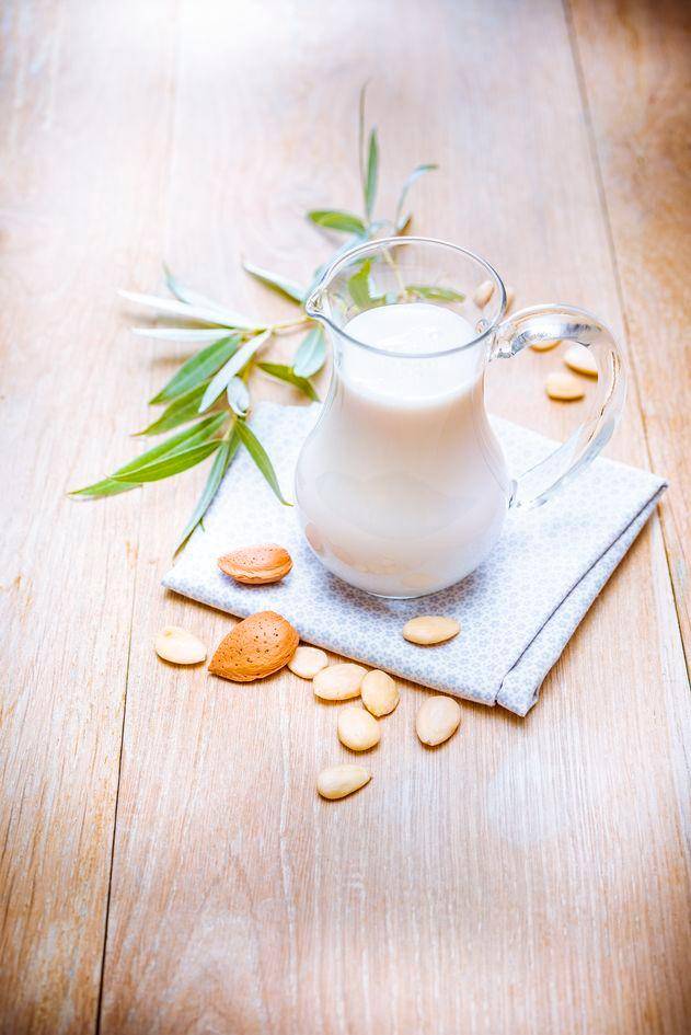 Milch mit Mandeln, Thymian und Honig - Rezepte Perfectmix + | Krups