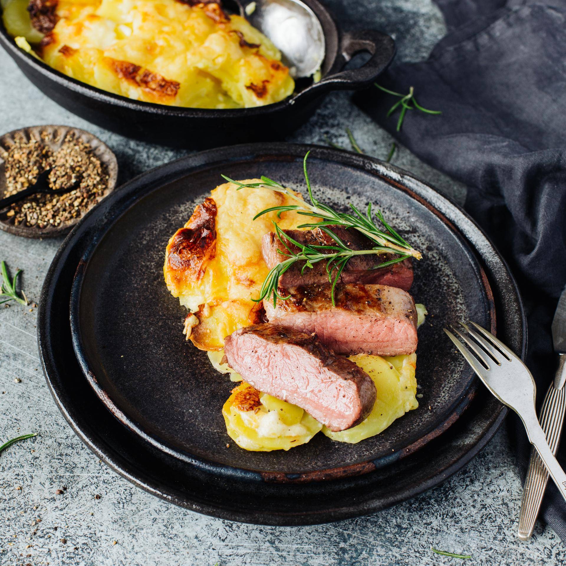 Rehfilets (Sous Vide) mit Kartroffelgratin - Rezepte Prep & Cook | Krups