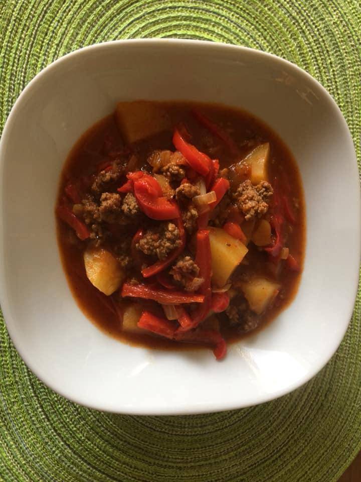 Paprika-Hack-Topf mit Kartoffeln - Rezepte Cookeo | Krups