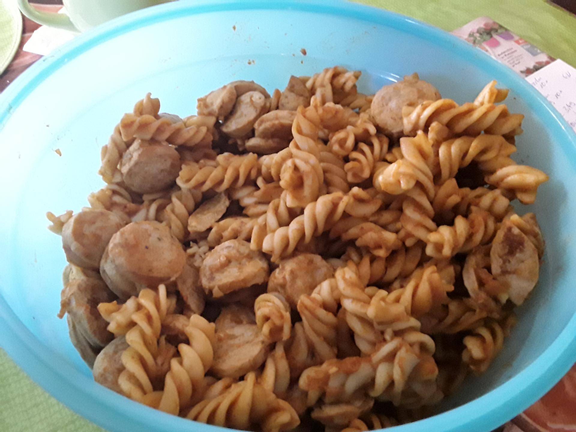 Schmorwurstpfanne mit Nudeln - Rezepte Cookeo | Krups