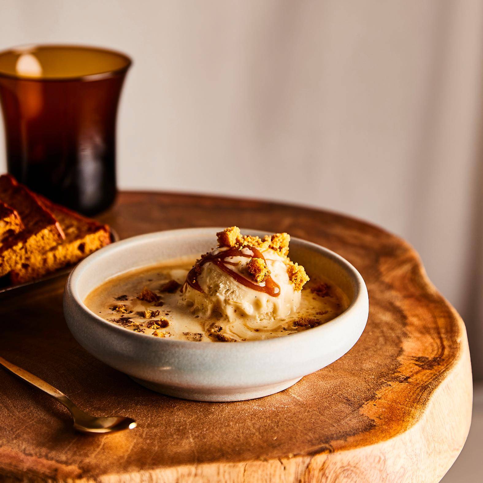 Café Affogato mit Lebkuchen - Rezepte Latte Intense | Krups