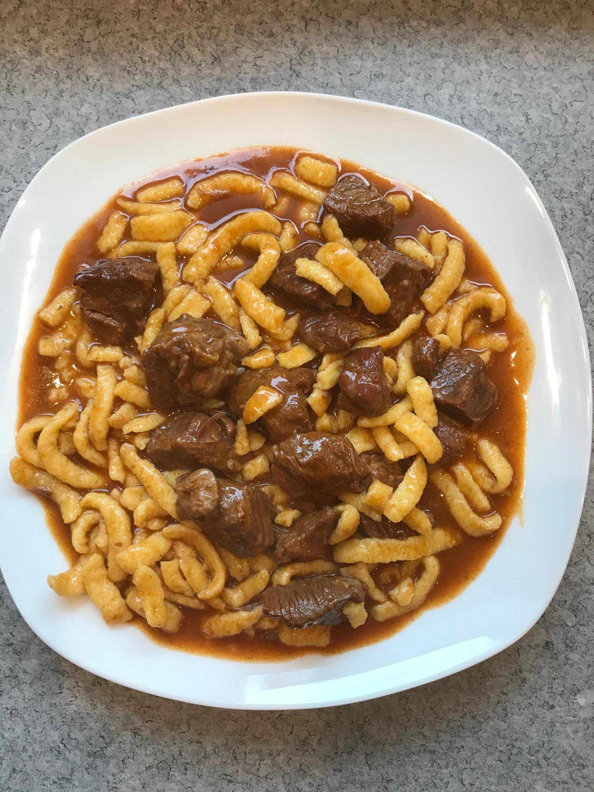 Gulasch mit Spätzle - Rezepte Cookeo | Krups