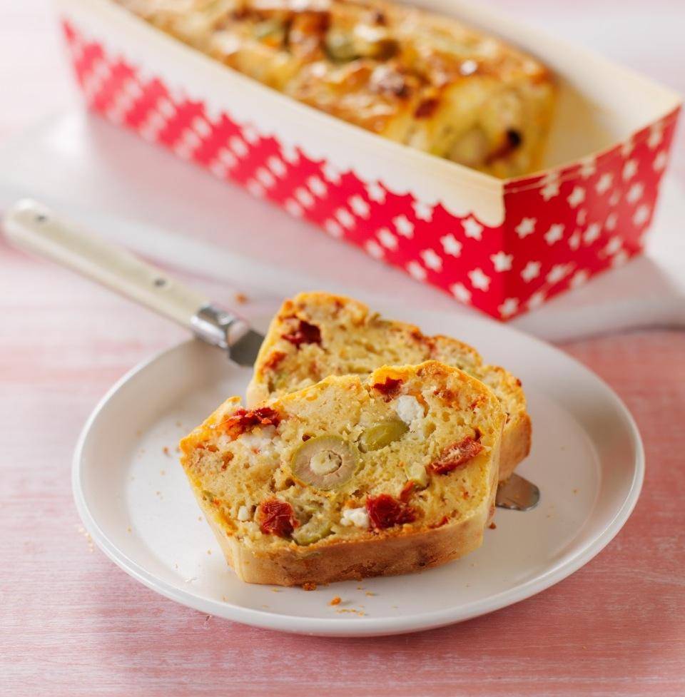 Herzhafter Kuchen mit getrockneten Tomaten, Oliven und Feta - Rezepte Prep & Cook | Krups