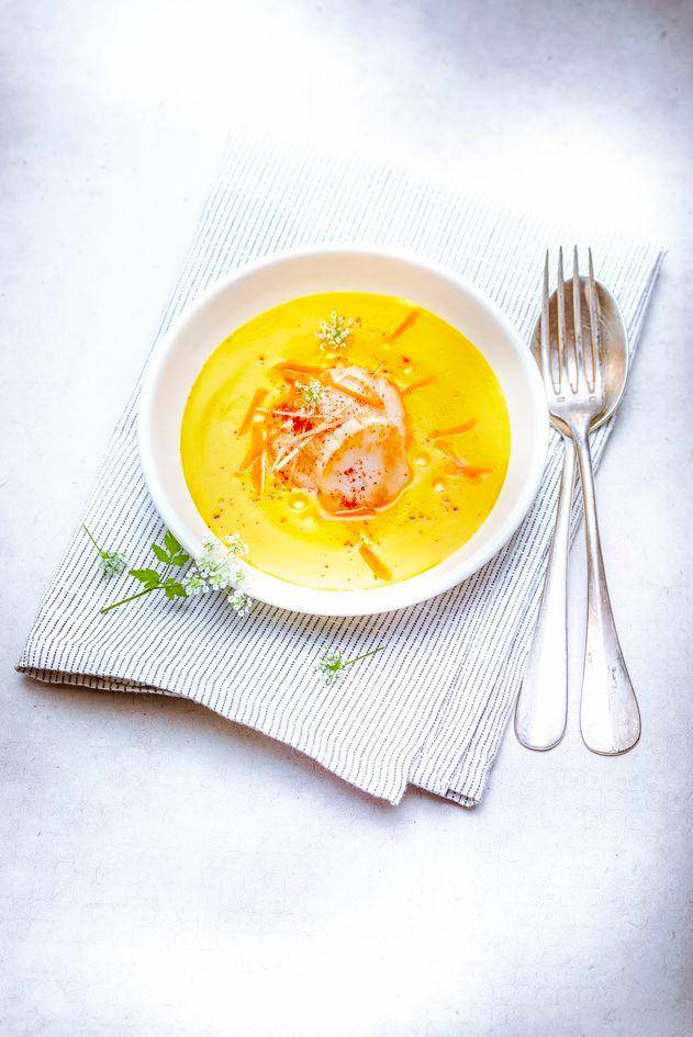 Suppe mit Karotten, Zitronengras, Kokosnuss und gebratener Jakobsmuschel - Rezepte Perfectmix Cook | Krups