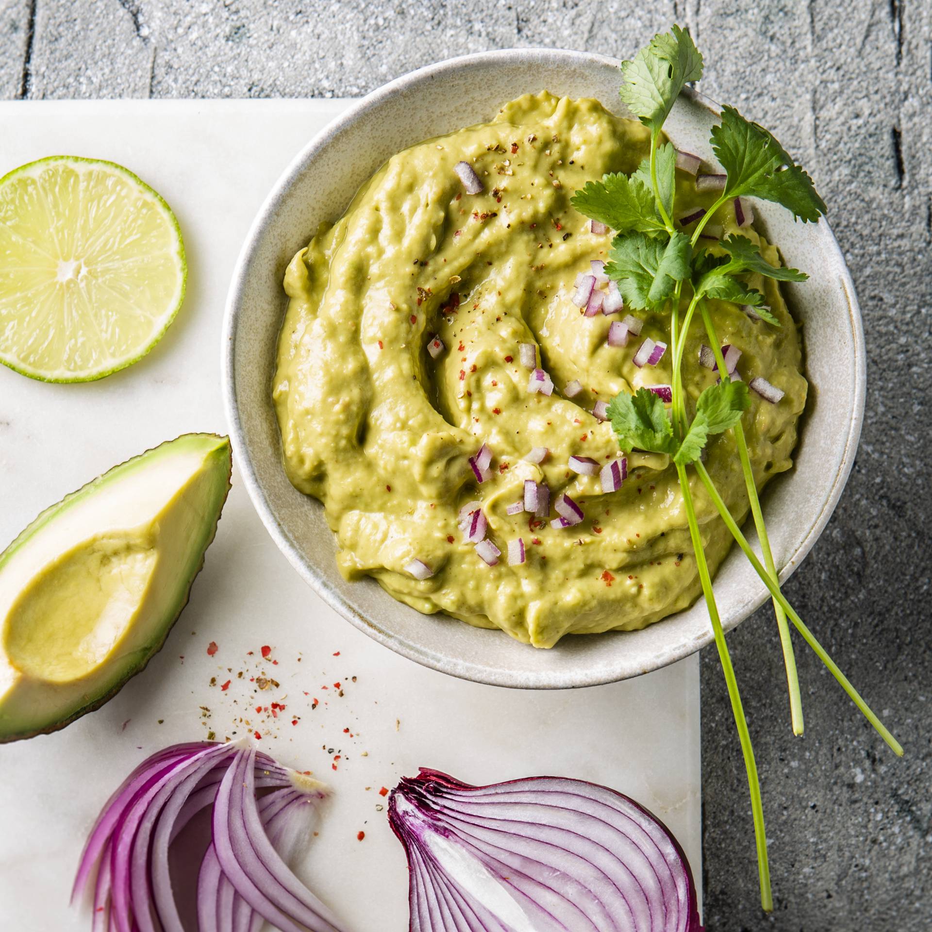 Guacamole mit roten Zwiebeln - Rezepte undefined | Krups