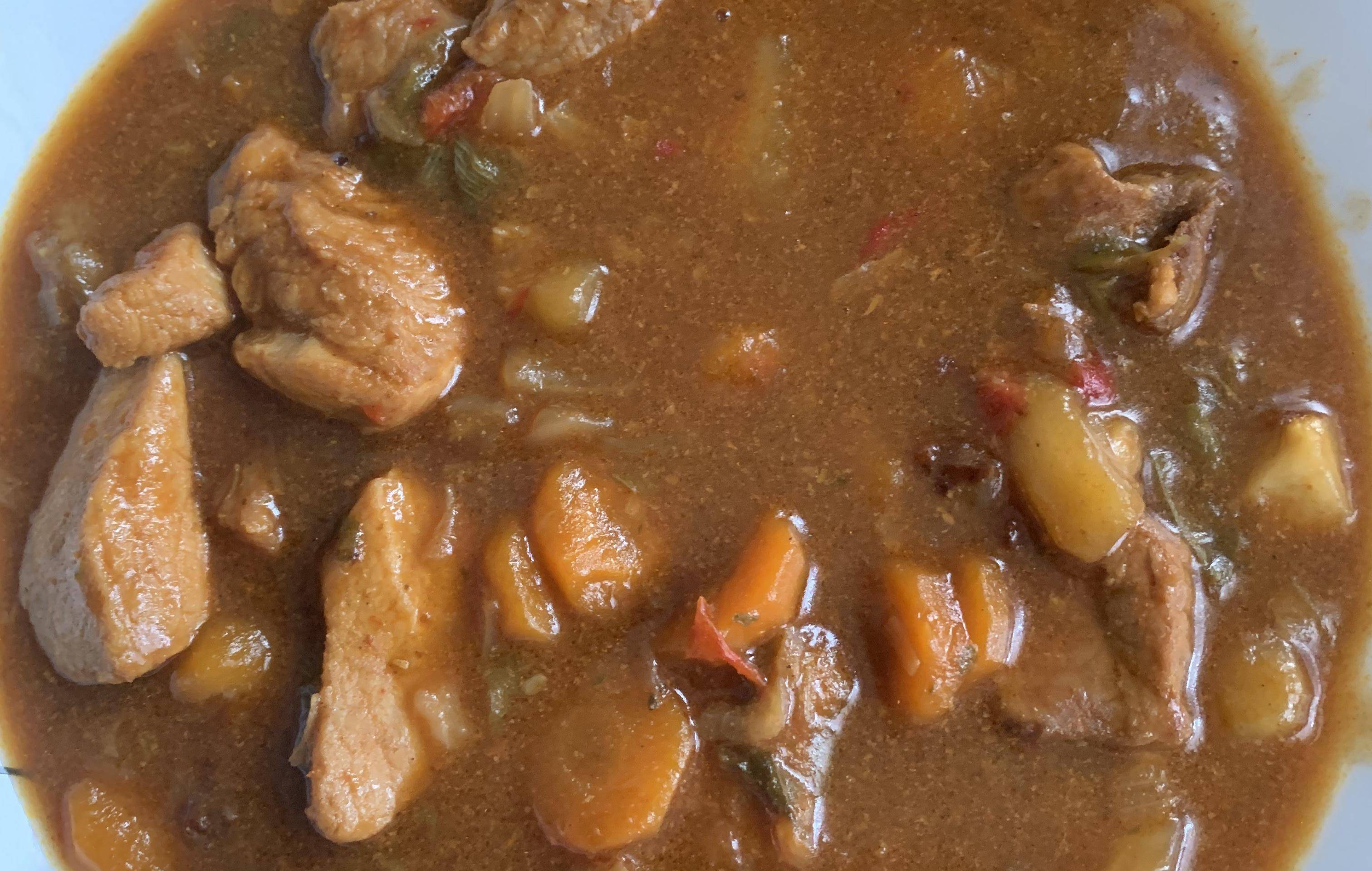 Schweinegulasch mit Gemüse - Rezepte Cookeo | Krups